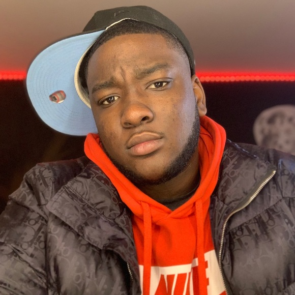 Meet your Posher, Claude - Picture 1 of 1